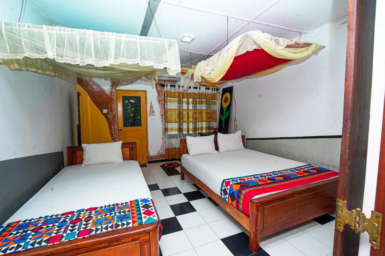 Leopard City Hostel Yala Tissamaharama Esterno foto
