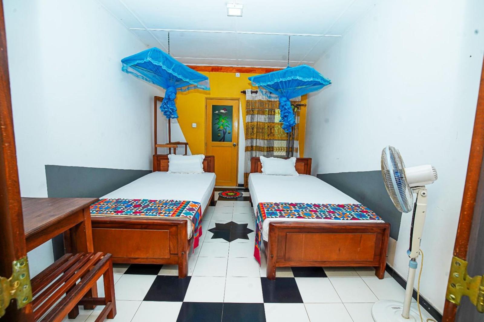 Leopard City Hostel Yala Tissamaharama Esterno foto