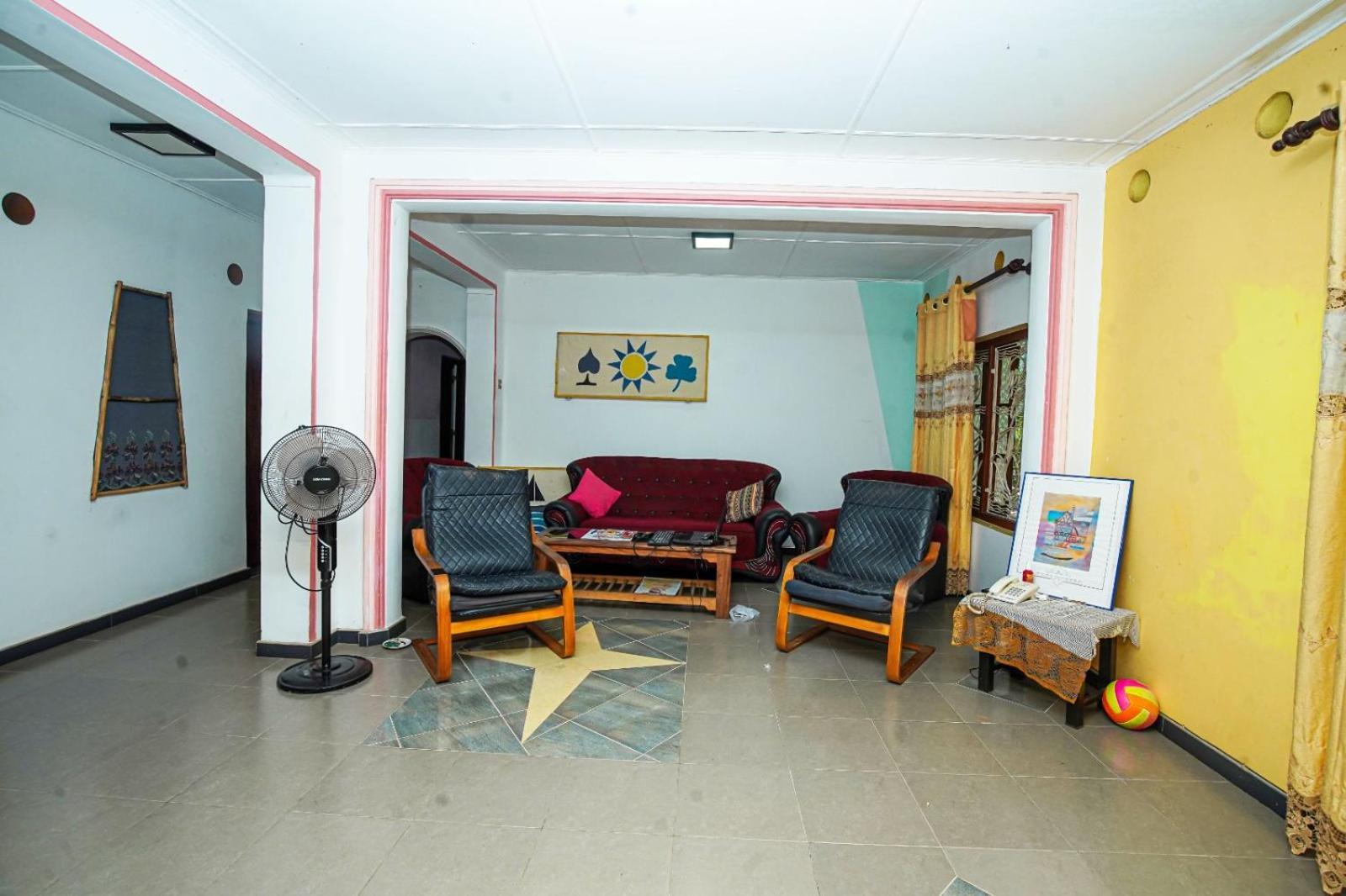 Leopard City Hostel Yala Tissamaharama Esterno foto